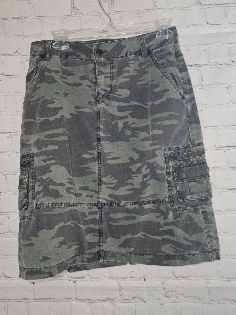 vintage y2k Faded Glory cotton green camo cargo skirt Size 4